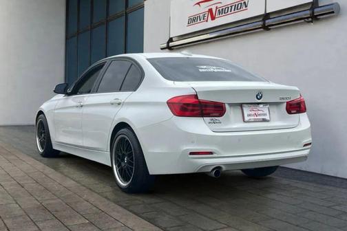 2017 BMW 320 i