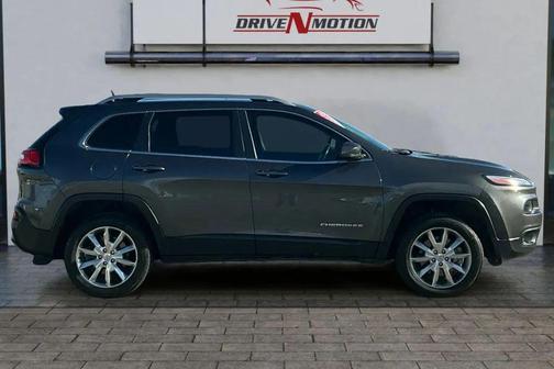 2014 Jeep Cherokee Sport