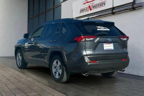 2020 Toyota RAV4 Hybrid XLE