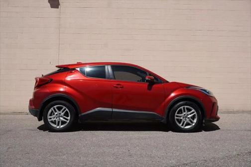 2020 Toyota C-HR LE