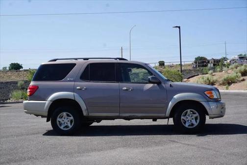 2001 Toyota Sequoia SR5