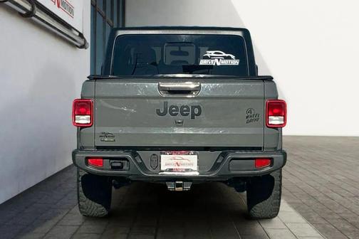 2022 Jeep Gladiator Willys 4x4