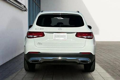 2017 Mercedes-Benz GLC 300 Base