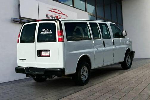 2017 Chevrolet Express 2500 Work Van