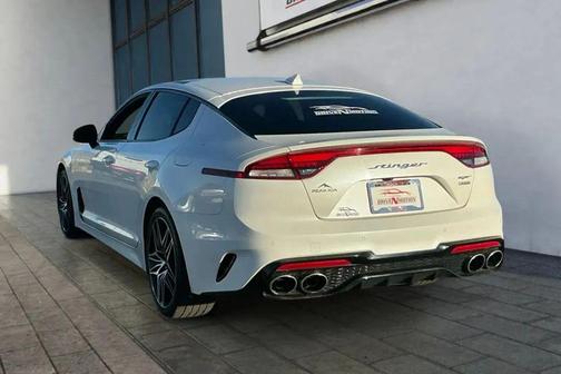 2022 Kia Stinger GT1