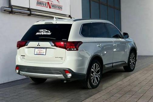 2018 Mitsubishi Outlander SEL