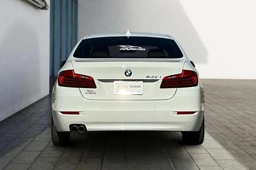2016 BMW 528 528i Sedan 4D