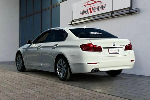 2016 BMW 528 528i Sedan 4D