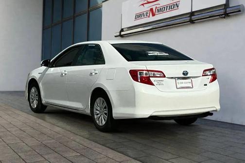 2014 Toyota Camry Hybrid LE