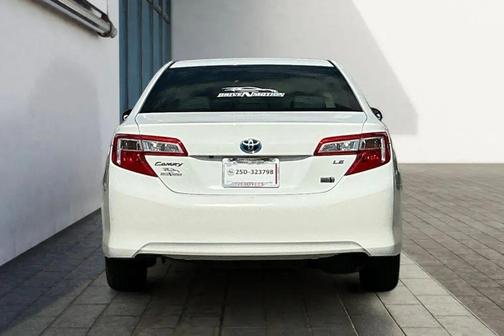 2014 Toyota Camry Hybrid LE