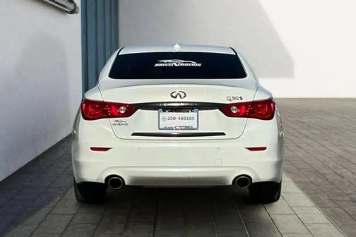 2015 INFINITI Q50 Sport
