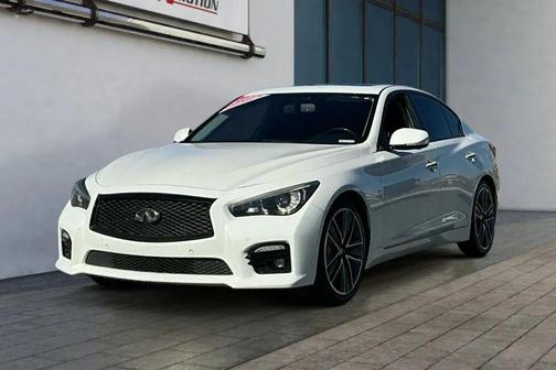 2015 INFINITI Q50 Sport