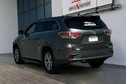 2014 Toyota Highlander LE