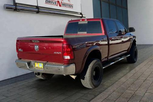 2017 RAM 2500 Big Horn Crew Cab 4x4 6'4' Box