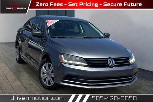 Platinum Gray Metallic 2017 Volkswagen Jetta 1.4T S