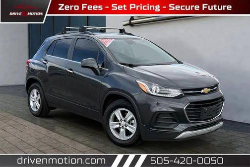 Gray 2017 Chevrolet Trax LT