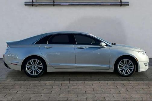 2016 Lincoln MKZ Base