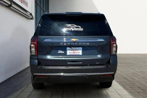 Shadow Gray Metallic 2021 Chevrolet Suburban LT
