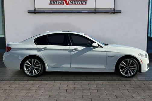 2016 BMW 528 528i Sedan 4D