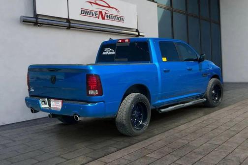 Hydro Blue Pearlcoat 2018 RAM 1500 Sport