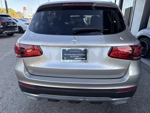 2021 Mercedes-Benz GLC 300 