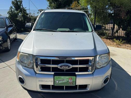 2010 Ford Escape XLS