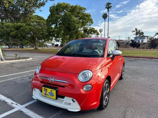 2013 FIAT 500e Battery Electric