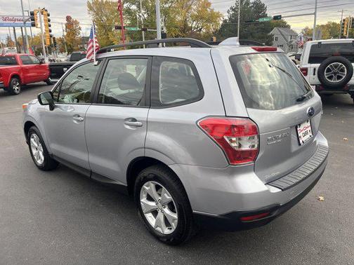 2016 Subaru Forester 2.5i