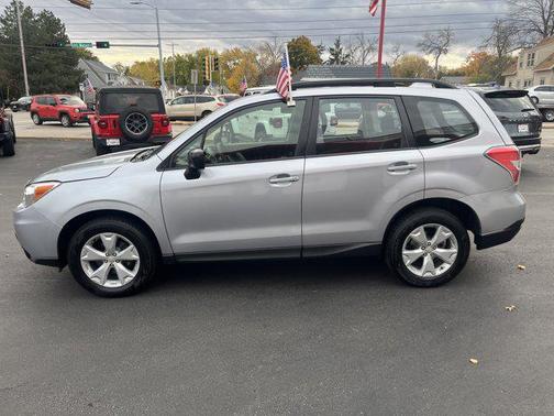 2016 Subaru Forester 2.5i
