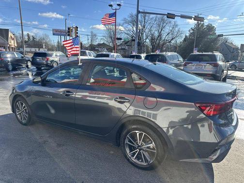 2022 Kia Forte LXS
