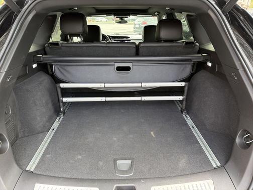 Stellar Black Metallic 2020 Cadillac XT5 Premium Luxury