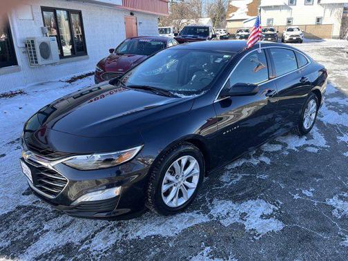 2022 Chevrolet Malibu FWD LT