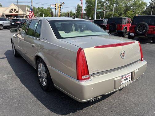 2008 Cadillac DTS Base