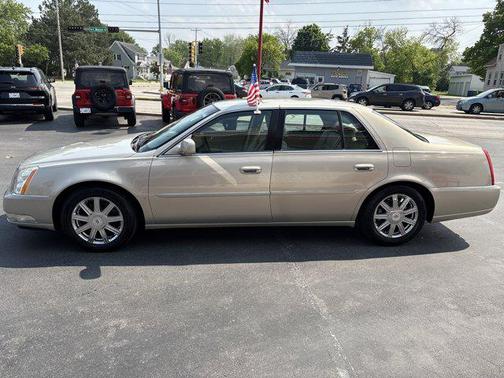 2008 Cadillac DTS Base