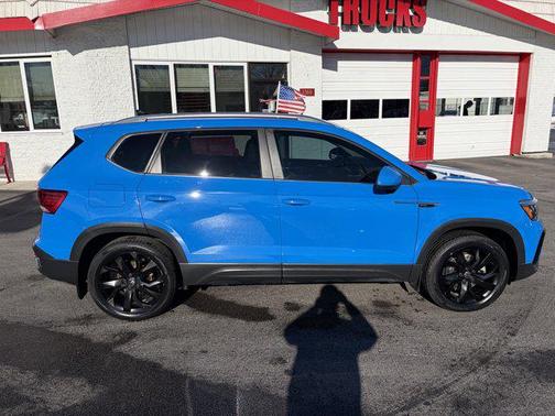 2022 Volkswagen Taos 1.5T SE