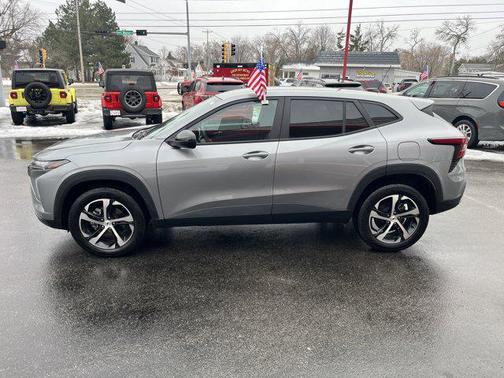 2025 Chevrolet Trax FWD 1RS