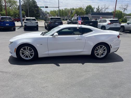 Summit White 2021 Chevrolet Camaro 1LS
