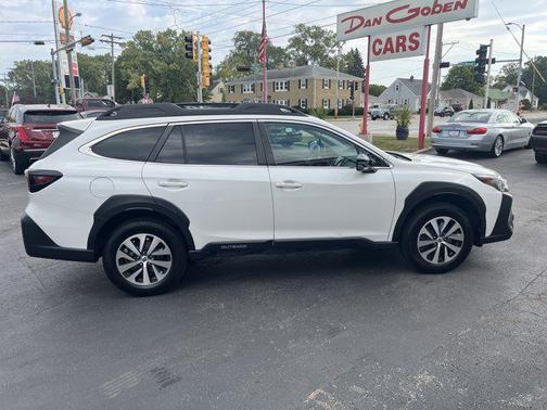 2023 Subaru Outback Premium