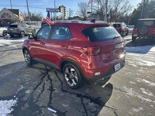 2022 Hyundai VENUE Limited