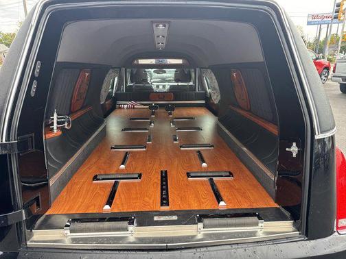 2011 Cadillac DTS Base