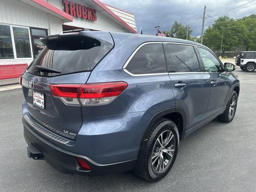 2018 Toyota Highlander LE Plus