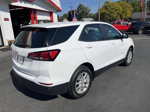 2024 Chevrolet Equinox LS