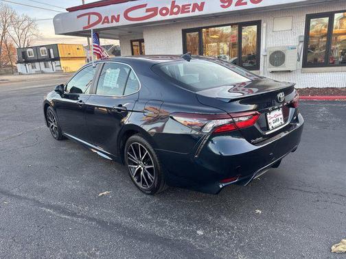 2021 Toyota Camry 