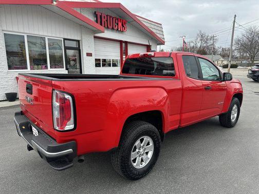 Cardinal Red 2018 GMC Canyon Base