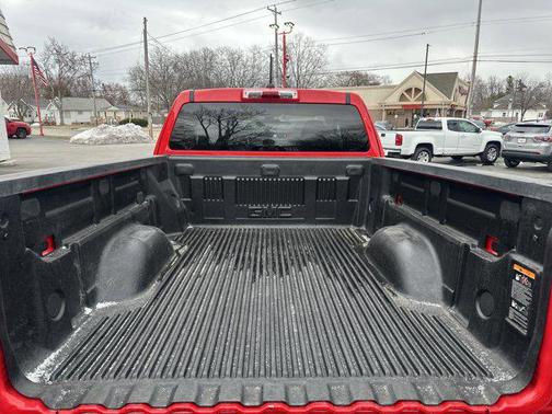 Cardinal Red 2018 GMC Canyon Base