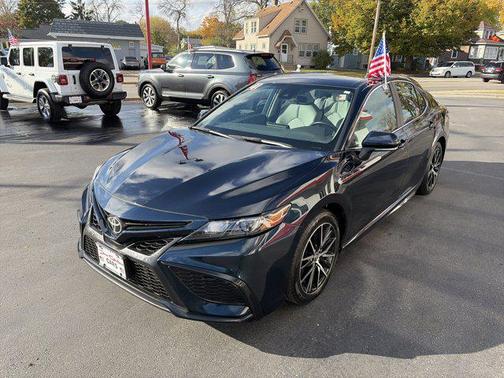 2022 Toyota Camry XLE