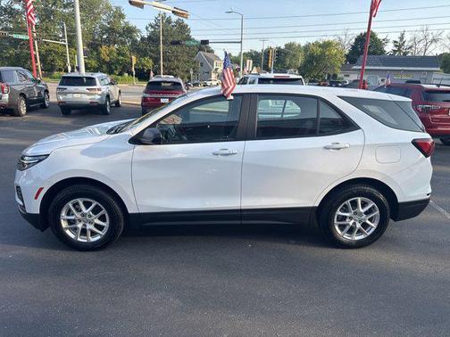 2024 Chevrolet Equinox LS