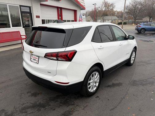 2024 Chevrolet Equinox LS