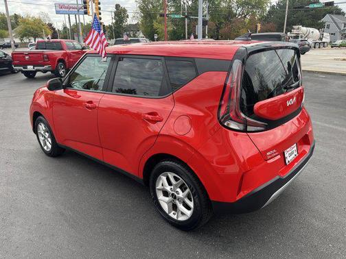2024 Kia Soul LX