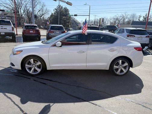 2015 Acura ILX 2.0L w/Premium Package